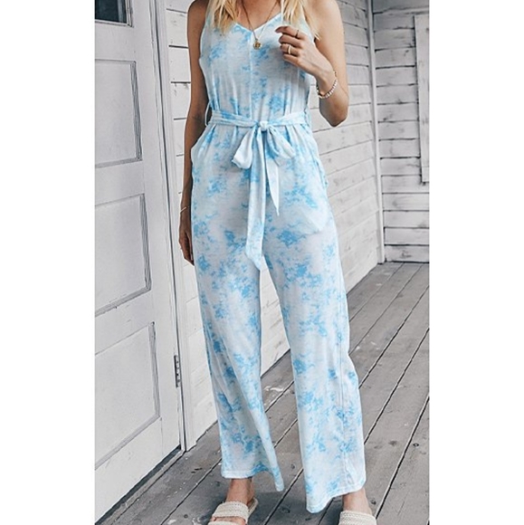 Blue & White Tie Dye Sleeveless V Neck Jumpsuit NEW - Picture 1 of 10